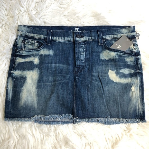 7 for all Mankind Y2K Bleached Distressed Dark Denim Mini Fray Hem Skirt NWT 32 - Picture 1 of 9